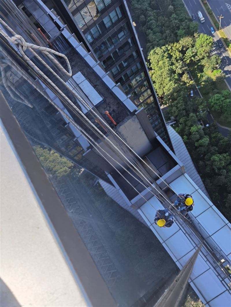 住宅外墙漏水维修