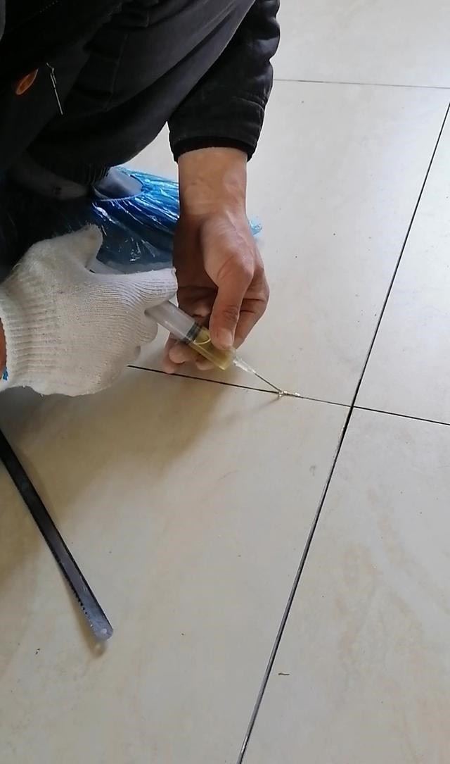 深圳瓷砖空鼓上门维修 修复瓷砖石材空鼓