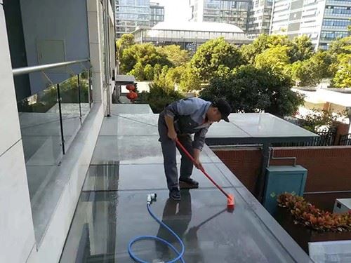 深圳新厂房保洁,高空清洗联系电话