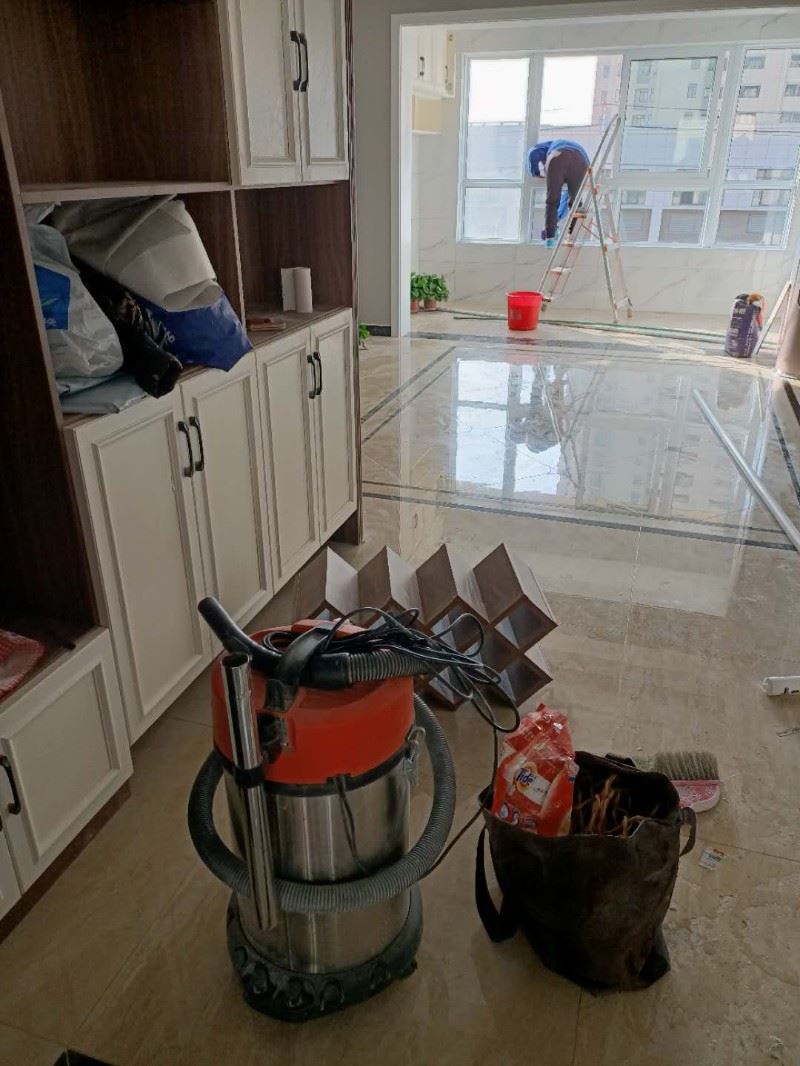 深圳龙华正规办公室开荒保洁 24小时全城上门服务
