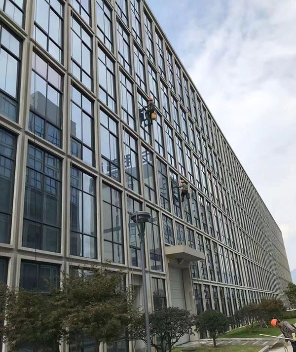 东莞长安外墙清洗保洁 外墙清洗工程公司电话 经验丰富