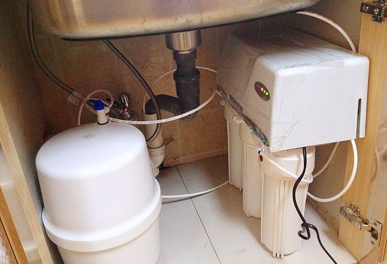 深圳海克净水器安装维修电话 龙头滴水维修师傅电话