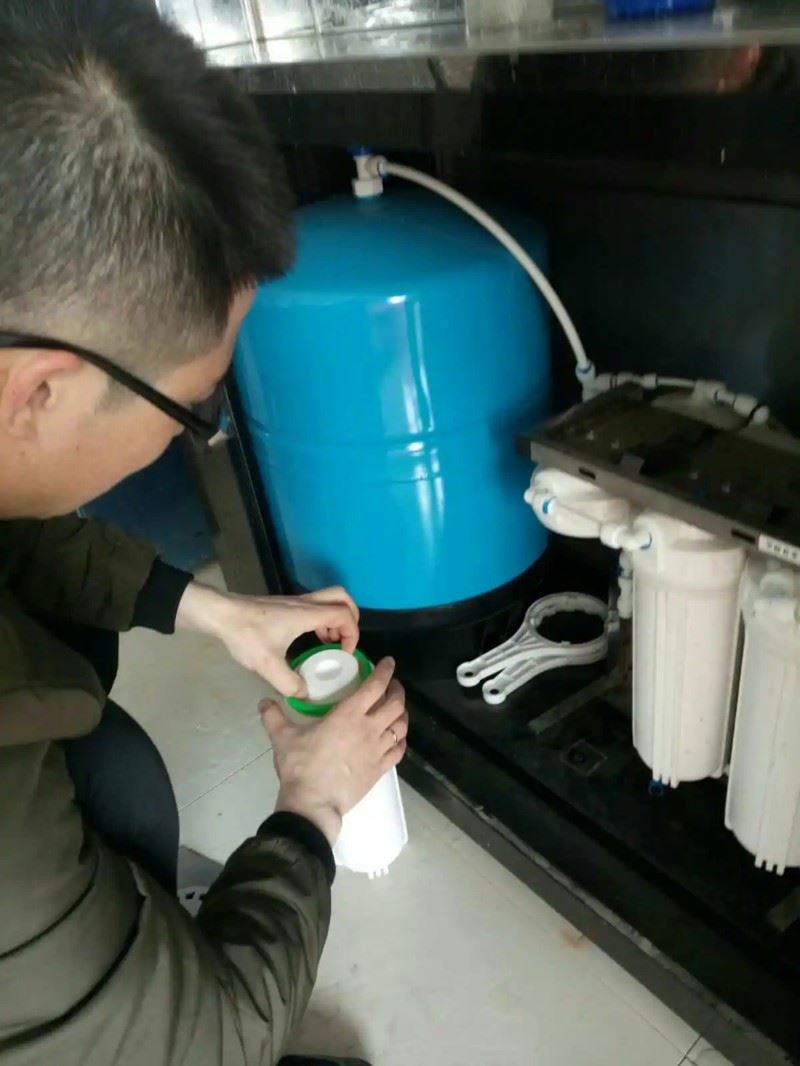 深圳怡口净水机上门检修维修安装 专业团队为您服务