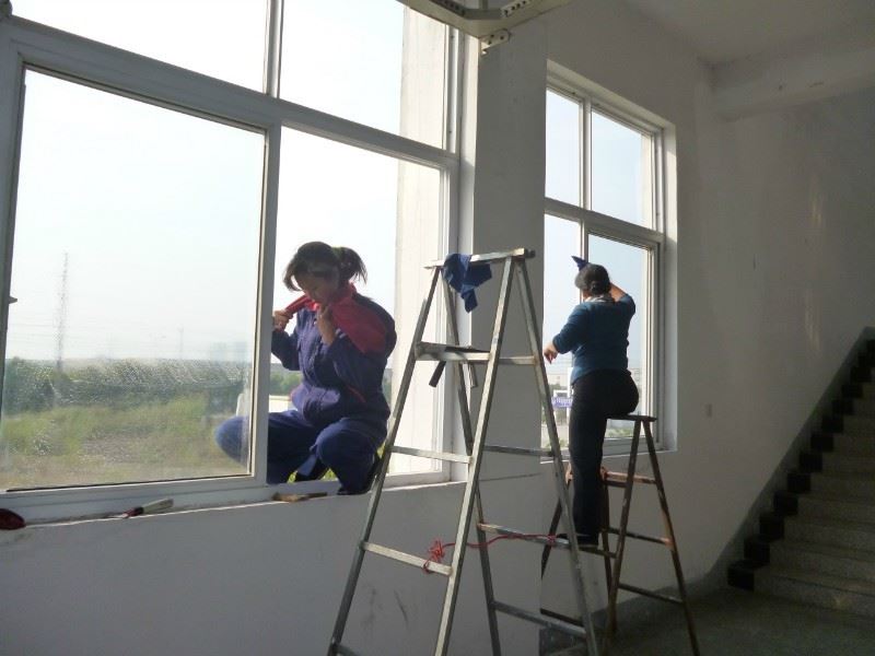 深圳光明新区正规大型开荒保洁公司 专业保洁服务平台