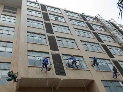 深圳福田外墙清洗 大型外墙清洗 持证上岗 价格合理