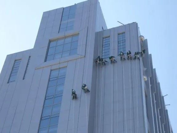 深圳福田外墙清洗 大型外墙清洗 持证上岗 价格合理