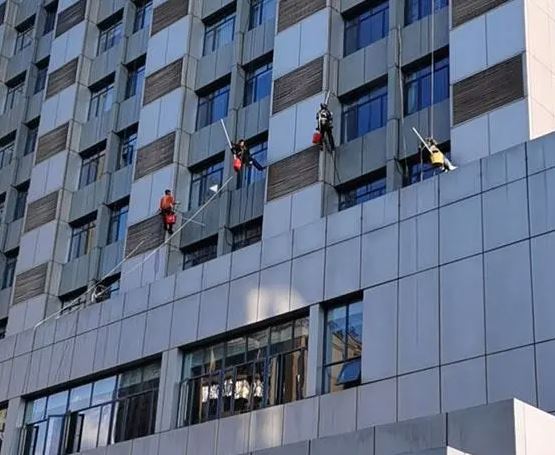 龙岗外墙清洗 蜘蛛人外墙保洁 龙岗外墙清洗