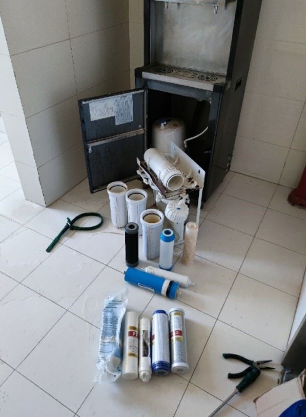 碧涞净水器维修电话24小时