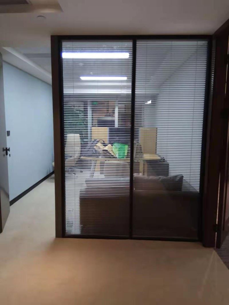 品质可靠，物超所值 深圳清洁公司专业清洁工厂，仓库地板打蜡