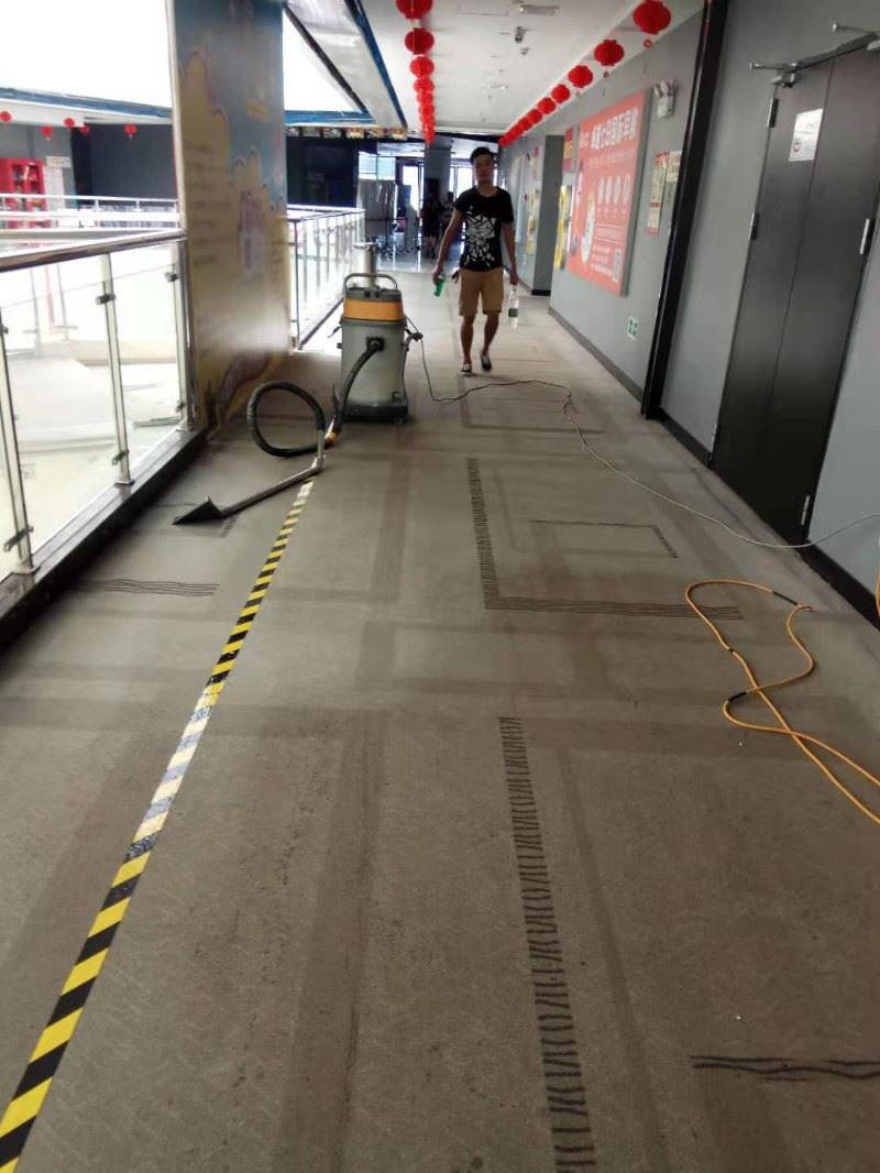品质可靠，物超所值 深圳清洁公司专业清洁工厂，仓库地板打蜡