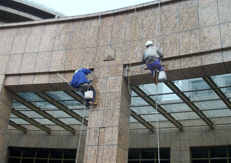 深圳罗湖专业外墙清洗 各种高层外墙玻璃清洗电话