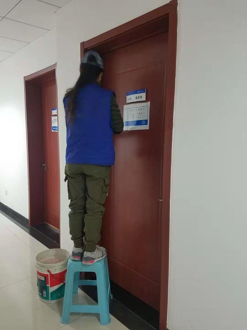 深圳宝安专业保洁 广告牌清洗 外墙清洗