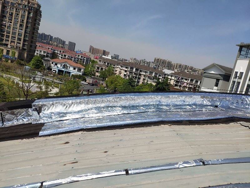 深圳罗湖阳台地漏补漏 厨房防水服务 楼顶渗水补漏