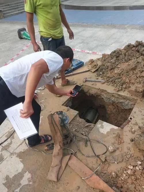 深圳宝安屋顶防水工程,漏水维修24小时服务
