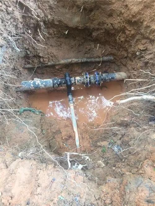 深圳罗湖阳台墙面防水 卫生间免砸墙飘窗防水补漏