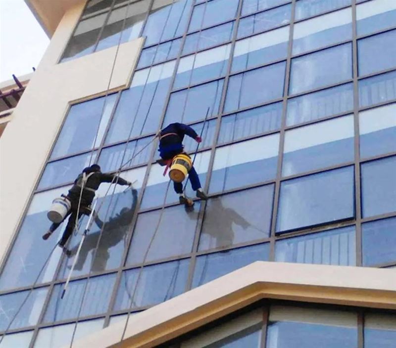 深圳市清新家园清洁服务有限公司高空外墙清洗临时工紧急招聘