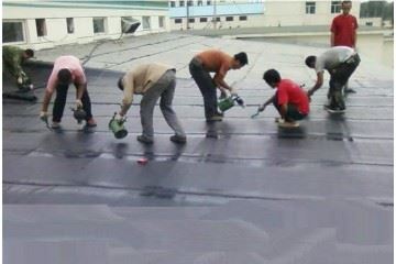 防水补漏是解决建筑渗漏问题的核心工程,主要针对屋顶、卫生间、阳台、厨房、外墙、地下室、电梯井、水池等