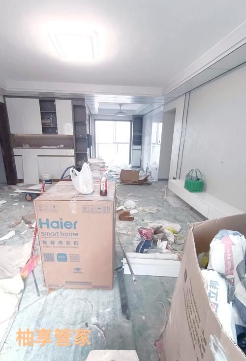 室内保洁是打造干净、整洁、健康室内环境的基础服务,涵盖家庭日常保洁、开荒保洁、深度保洁、办公室保洁、