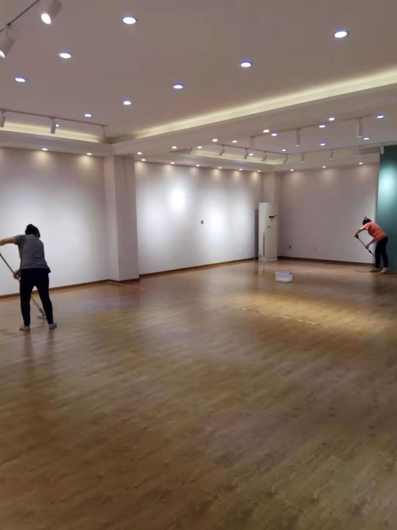 光明新区写字楼工厂商铺整体开荒清洁公司