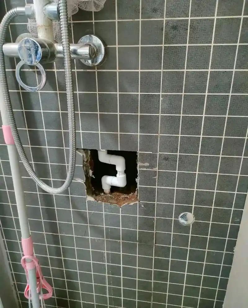 深圳光明新区专业防水维修施工单位 飘窗漏水怎补漏就找我们