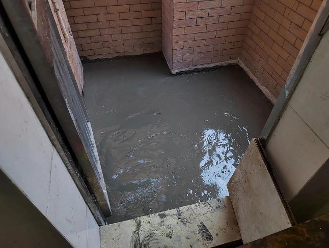 深圳正规防水公司 龙华屋顶天面渗水补漏 电梯井渗水堵漏