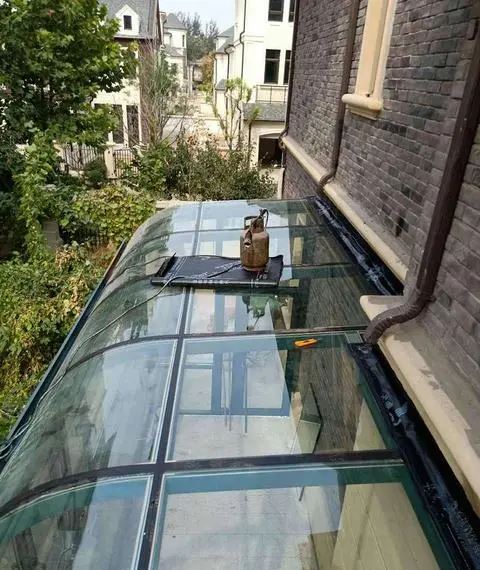 龙华本地防水堵漏公司 厂房渗水补漏 外墙漏水补漏